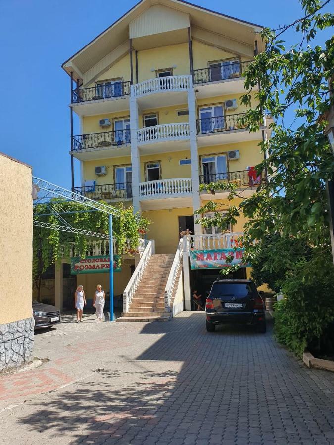 Ахра Hotel Гагра Екстериор снимка