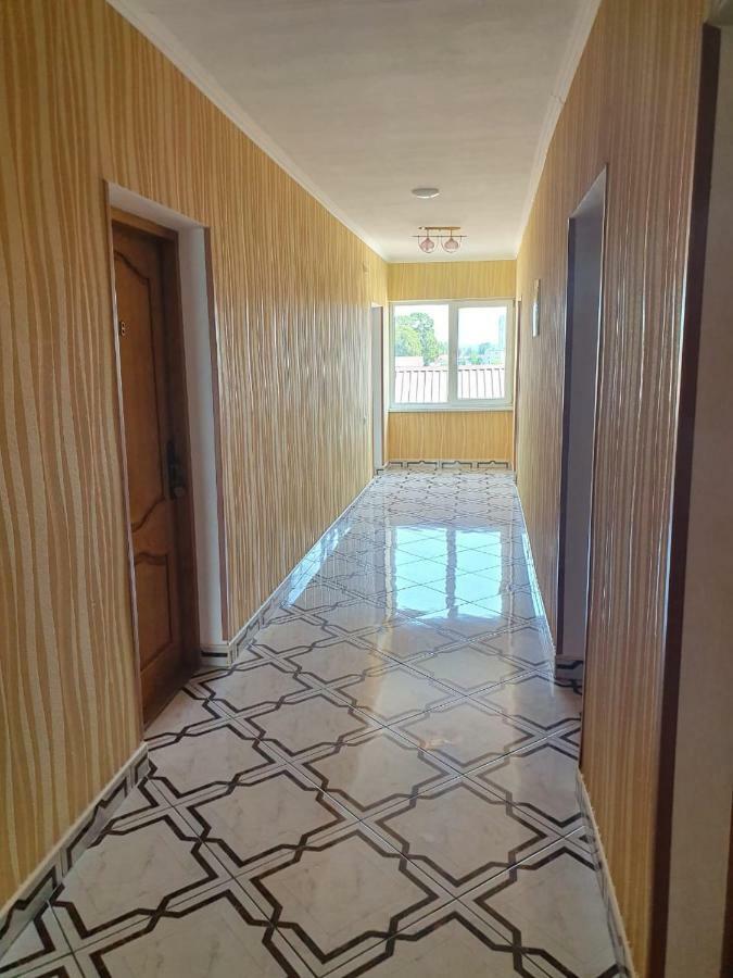 Ахра Hotel Гагра Екстериор снимка